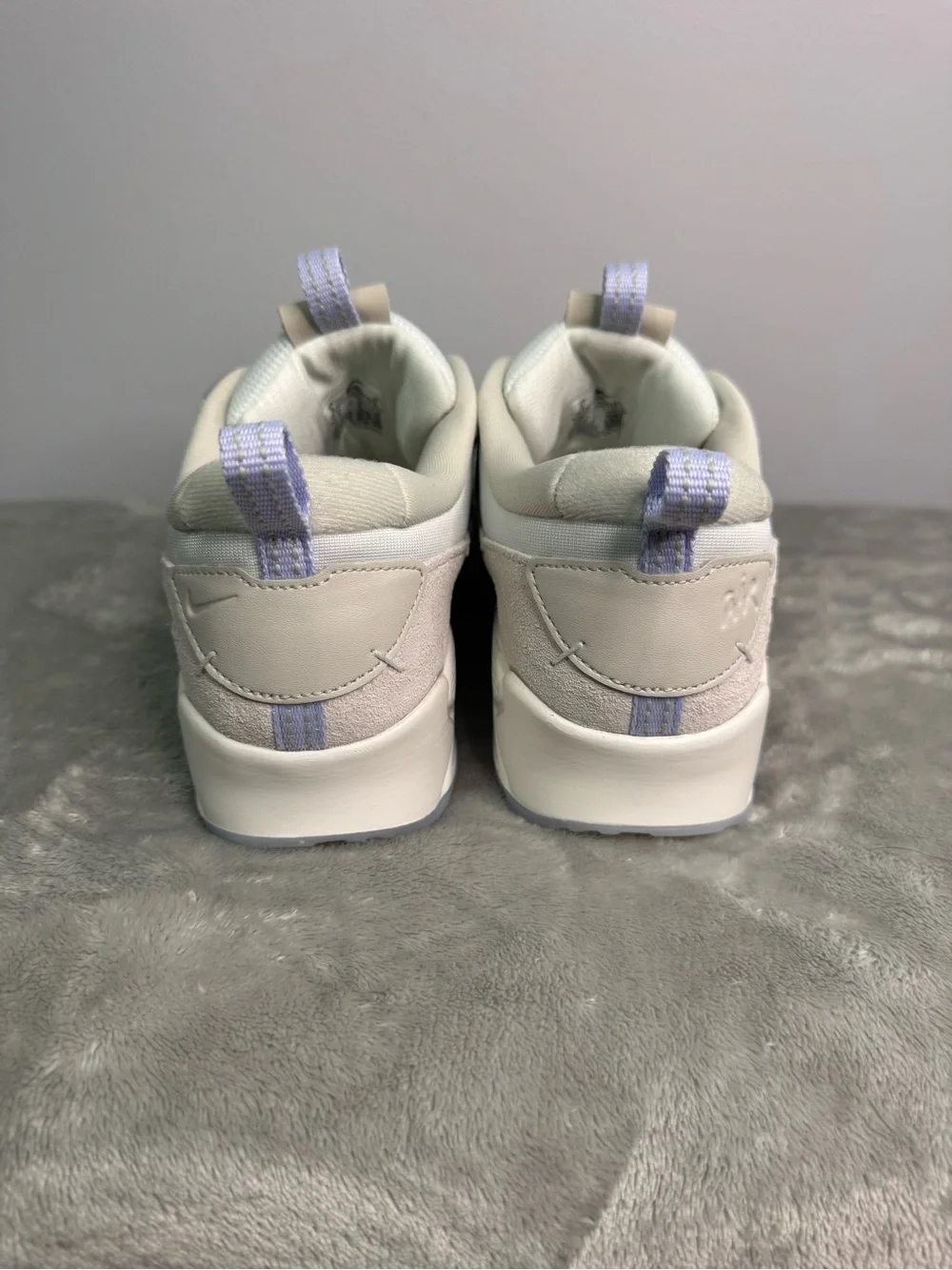 Nike Women’s Air Max 90 - Futura | Size 8